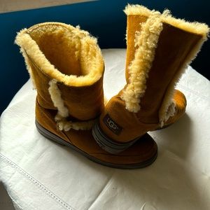 Ugg Swede boots